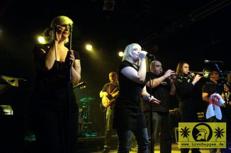 Die Tornados (D) AJZ Talschock, Chemnitz 07. Februar 2009 (4).jpg